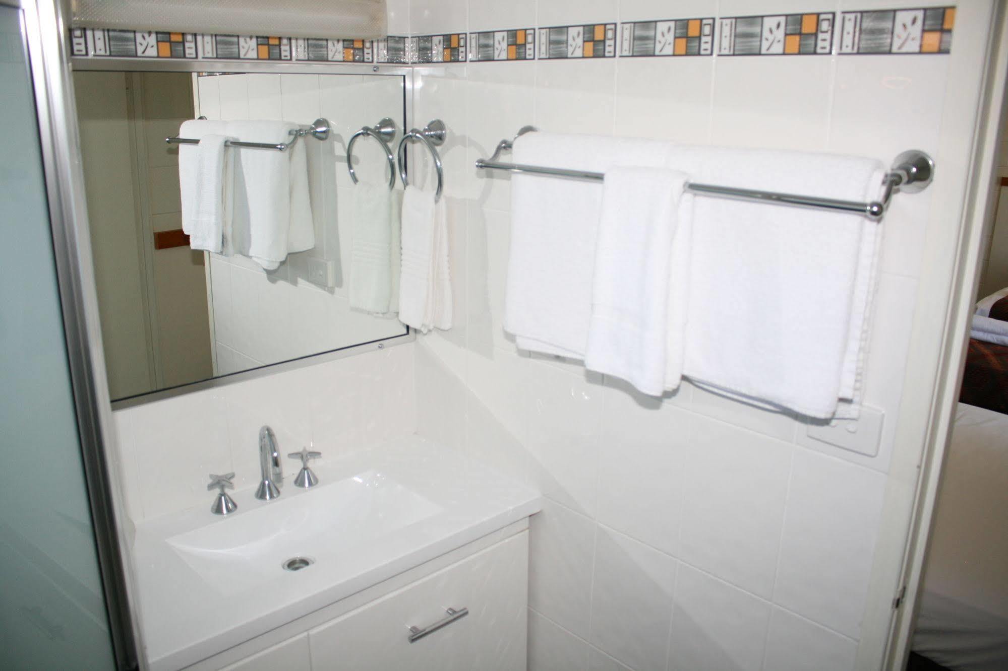 Billabong Lodge Motel Таунсвилл Экстерьер фото